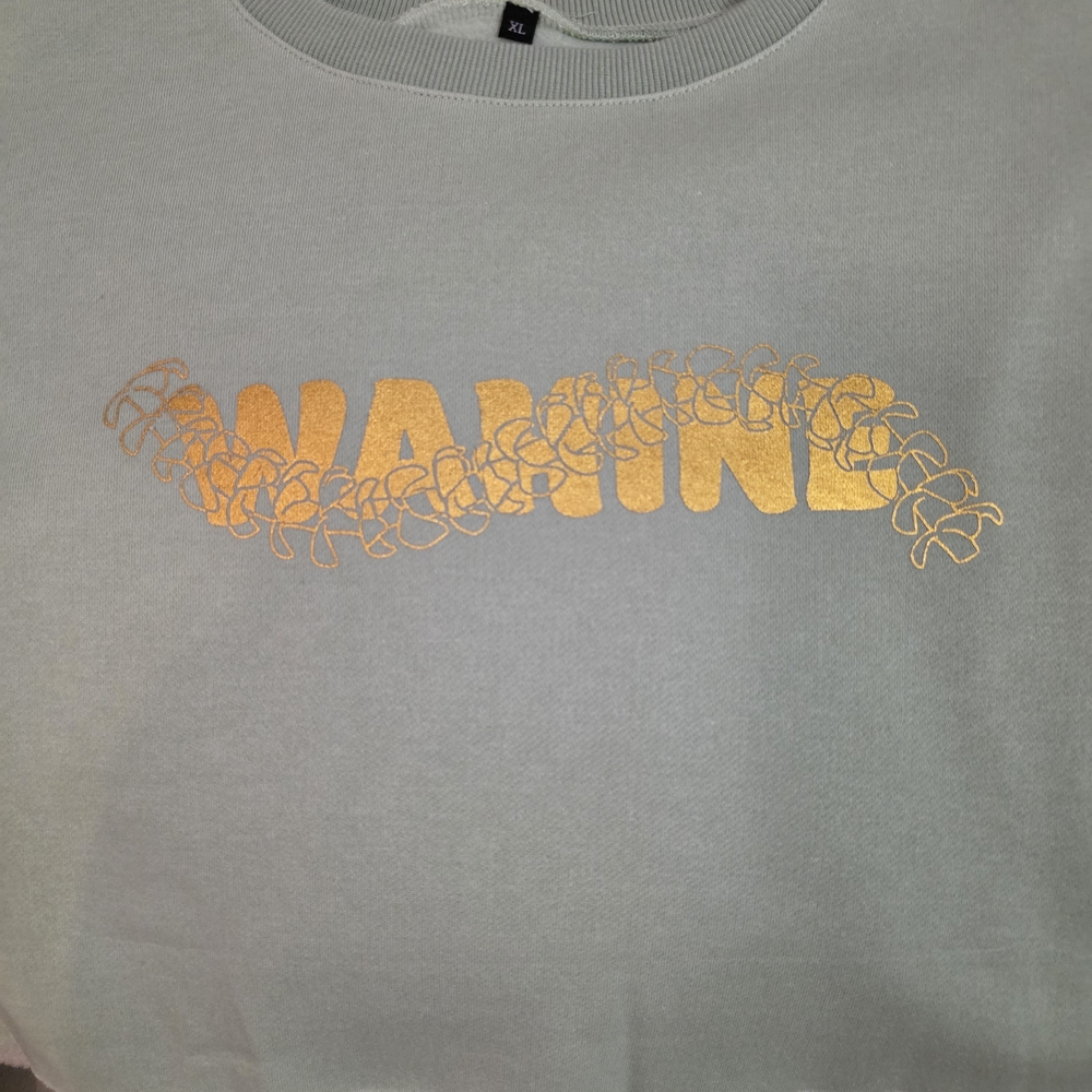 Wahine Puakenkeni Crop Sweater